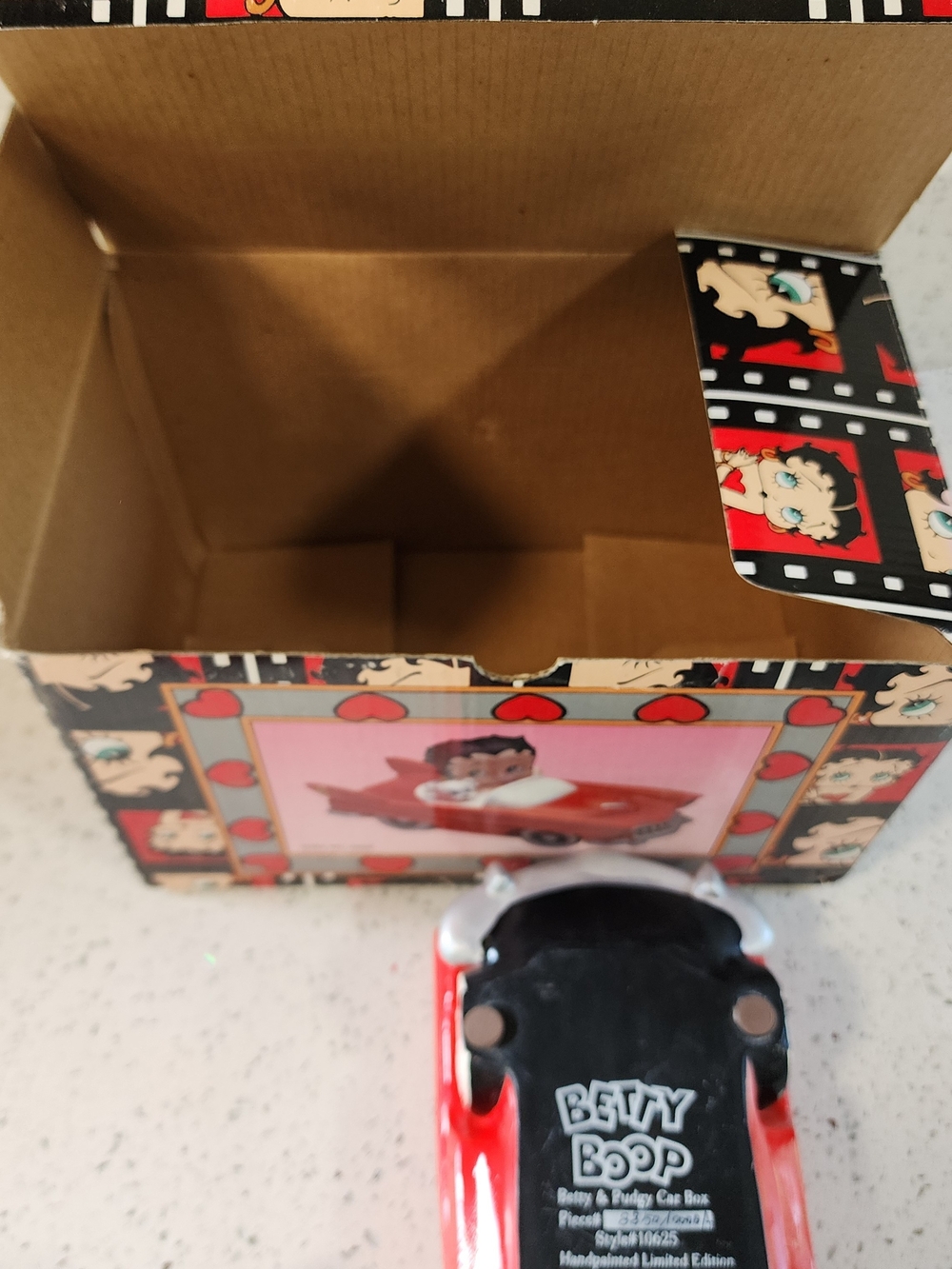 Betty Boop Vintage Trinket Car - Picture 5 of 5